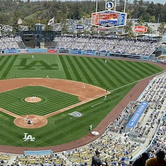 Metro de Los Angeles proveerá autobús gratis para aficionados de Dodgers