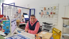 Así se convierte el comercio de barrio en el “repartidor” habitual de sus vecinos