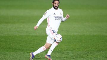 Isco, jugando ante el Granada el pasado 23 de diciembre en el estadio Alfredo Di Stéfano.