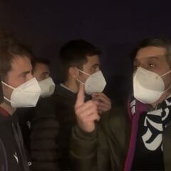 La afición del Levante recibe al equipo al grito de "jugadores, mercenarios"