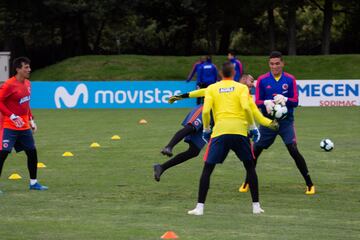 Iván Mauricio Arboleda,Eder Chaux, Aldair Quintana y Diego Novoa entrenan en la sede de la FCF bajo las dirección de Carlos Queiroz.