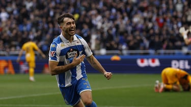 Las dobles parejas de Hidalgo en los laterales del Deportivo