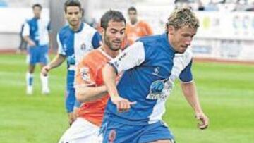 <b>CENTRADO. </b>Gorka de Carlos, lejos de pensar en su futuro, prefiere pensar que la salvación es posible.