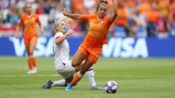 La dos veces campeona del USWNT confirmó este jueves su retiro como futbolista profesional y se dijo orgullosa de haber tenido logros importantes en su carrera.