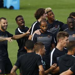 Jesé y Emery bajo la lupa: el canario apunta al banquillo