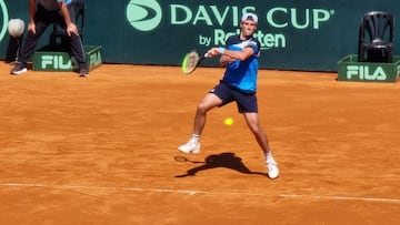 Guido Pella rescata a la Argentina tras la caída de Schwartzman