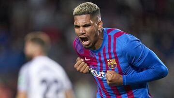 Araújo, ambicioso: "Aspiramos a todo, a LaLiga, la Copa..."