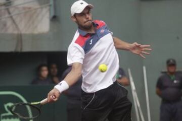 Christian Garín le dio el cuarto punto a Chile tras barrer con Manuel Castellanos.