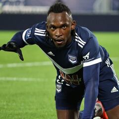 Alberth Elis anota y asiste en empate del Bourdeaux ante el Lyon