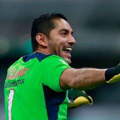 Jesús Corona, orgulloso de portar este escudo que se suda y pelea