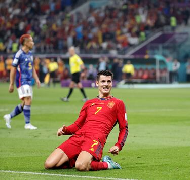 0-1. El delantero del Atlético de Madrid festeja el tanto que marca en el minuto 10.