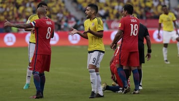 FIFA sanciona a la FCF por cantos homofóbicos en Colombia-Chile