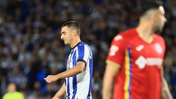 Jon Karrikaburu se lesionó contra el Getafe a los pocos minutos de salir.