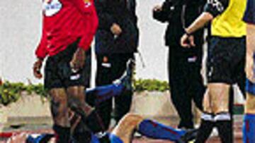 <B>JUGADA CLAVE</B>. La expulsión de Etoo acabó ya con el partido.