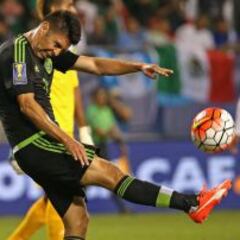 Sólo dos mexicanos entre los 15 más caros de la Liga MX