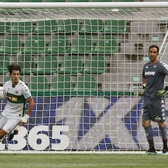 Aprobados y suspensos en el Elche: Pere Milla le da otro punto al equipo
