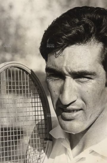 Patricio Cornejo, otro miembro del equipo finalista en el '76, tuvo una marca de 34-40, con 23-22 en singles y 11-18 en dobles.