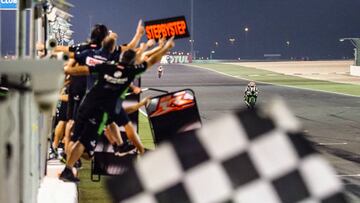 Jonathan Rea cruza la meta victorioso