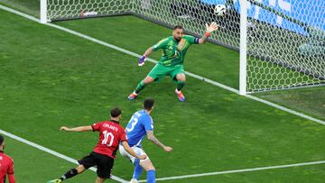 Bajrami le anotó a los 23 segundos a Italia, siendo este el gol más tempranero en toda la historia de la Euro.