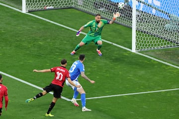 Bajrami marca el 0-1 en el partido de la fase de grupos de la Eurocopa de 2024 entre Albania e Italia.