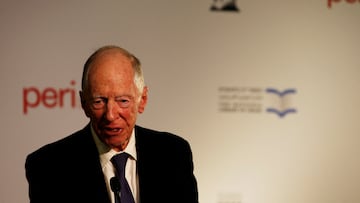 FILE PHOTO: Lord Jacob Rothschild speaks at an event marking the signing of an agreement between the state libraries of Israel and Russia, whereby one of the most treasured collections of ancient Hebrew manuscripts and books will be digitised and available for public view online, at the National Library of Israel in Jerusalem November 7, 2017. REUTERS/Ronen Zvulun/File Photo