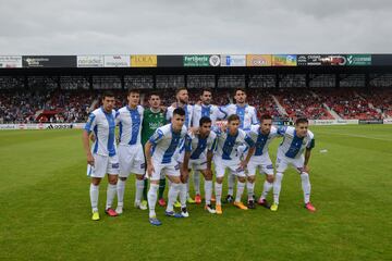 La alineación del Leganés que subió a Primera en 2016 en Anduva. 