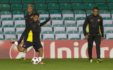 Entrenamiento del Barcelona en el el Celtic Park Stadium. Neymar.