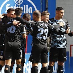 1x1 del Almería: los debutantes aportan un increíble equilibrio