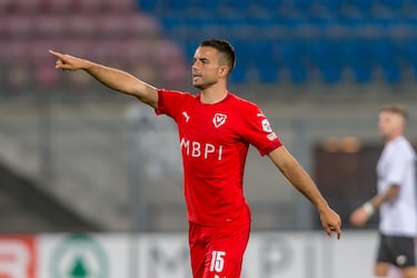 El club de Liechtenstein disputa la liga suiza, dado que en su país solo existe una copa nacional. El Vaduz, con sede en la capital del principado, ha dominado la Copa de Liechtenstein levantando un total de 51 títulos. Actualmente, se encuentra compitiendo en la Segunda División de Suiza.