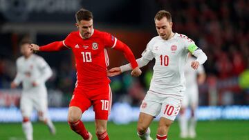 Soccer Football - UEFA Nations League - League B - Group 4 - Wales v Denmark - Cardiff City Stadium, Cardiff, Britain - November 16, 2018  Wales&#039; Aaron Ramsey in action with Denmark&#039;s Christian Eriksen       Action Images via Reuters/Matthew Chi