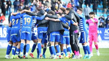 +++++++ durante el partido de la Liga Smartbank Segunda División Jornada 19 entre la SD Ponferradina y el CD Mirandes disputado en el Estadio de El Toralin de Ponferrada .Foto Luis de la Mata
