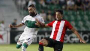 Armando y León cimentan la remontada del Elche en casa