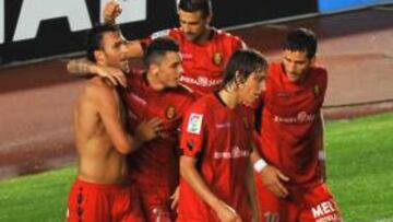 <b>EN RACHA. </b>Los jugadores del Mallorca celebran un gol.