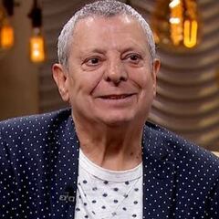 Comediante César Bono se contagia de Covid-19