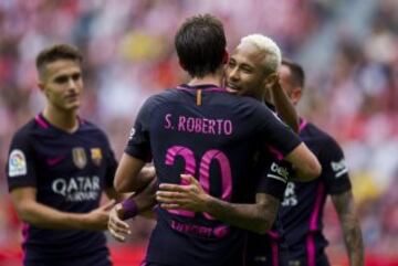 Neymar marca el tercero del Barcelona.