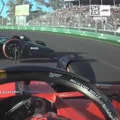 Así fue el accidente entre Sainz y Alonso: Carlos, a comisarios