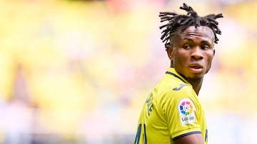 VILLARREAL, SPAIN - APRIL 15: Samuel Chukwueze of Villarreal CF looks on during the LaLiga Santander match between Villarreal CF and Real Valladolid CF at Estadio de la Ceramica on April 15, 2023 in Villarreal, Spain. (Photo by Aitor Alcalde Colomer/Getty Images)