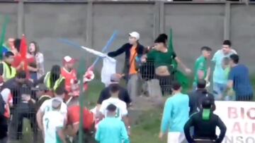 El fútbol chileno nos vuelve a dejar una imagen lamentable: ¡pelea de barristas!