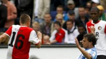 <b>BUENA IMAGEN. </b>Arriba a la izquierda, Duda conduce con elegancia el balón ante la mirada atenta, desde el banquillo, de Manuel Pellegrini. A la derecha, Mathijsen cabecea ante dos jugadores contrarios. Abajo, en la imagen principal, Seba Fernández trata de rebañar un balón que, aparentemente, tiene controlado el centrocampista del Feyenoord Clasie. El Málaga mostró muy buenas maneras ante uno de los equipos con mayor tradición e historial del fútbol holandés. Balance muy positivo de esta concentración en la localidad de Mierlo.