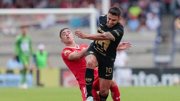 (L-.R), Leonardo Fernandez of Toluca and Eduardo Salvio of Pumas during the game Pumas UNAM vs Toluca, corresponding to Round 15 of the Torneo Clausura 2023 of the Liga BBVA MX, at Olimpico Universitario Stadium, on April 16, 2023.
<br><br>
(I-D), Leonardo Fernandez de Toluca y Eduardo Salvio de Pumas durante el partido Pumas UNAM vs Toluca, Correspondiente a la Jornada 15 del Torneo Clausura 2023 de la Liga BBVA MX, en el Estadio Olimpico Universitario, el 16 de Abril de 2023.