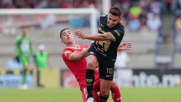  (L-.R), Leonardo Fernandez of Toluca and Eduardo Salvio of Pumas  during the game Pumas UNAM vs Toluca, corresponding to Round 15 of the Torneo Clausura 2023 of the Liga BBVA MX, at Olimpico Universitario Stadium, on April 16, 2023.

<br><br>

(I-D), Leonardo Fernandez de Toluca y Eduardo Salvio de Pumas durante el partido Pumas UNAM vs Toluca, Correspondiente a la Jornada 15 del Torneo Clausura 2023 de la Liga BBVA MX, en el Estadio Olimpico Universitario, el 16 de Abril de 2023.