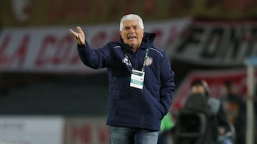 Arturo Reyes será el undécimo entrenador de Junior de Barranquilla en los últimos 10 años, pero es el decimocuarto cambio de entrenador en la década, teniendo en cuenta varias etapas de Julio Comesaña y Alexis Mendoza.