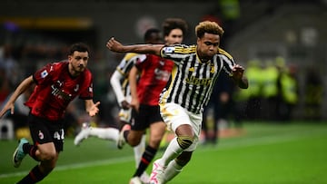 Juventus' US midfielder Weston McKennie controls the ball during the Italian Serie A football match between Milan and Juventus at San Siro Stadium, in Milan on October 22, 2023. (Photo by Marco BERTORELLO / AFP)