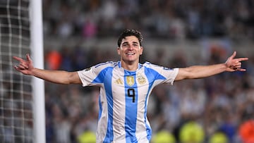 BUENOS AIRES, ARGENTINA - OCTOBER 15: Julian Alvarez of Argentina celebrates after scoring the team's third goal during a FIFA World Cup 2026 Qualifier match between Argentina and Bolivia at Estadio Más Monumental Antonio Vespucio Liberti on October 15, 2024 in Buenos Aires, Argentina. (Photo by Rodrigo Valle/Getty Images)
