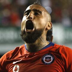 Vidal se consolida como el volante más goleador de la Roja