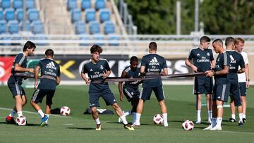 Regreso al trabajo tras el primer triunfo de Lopetegui