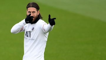 Paris Saint-Germain&#039;s Spanish defender Sergio Ramos gestures during a training session at the club&#039;s Camp des Loges training ground in Saint-Germain-en-Laye. 