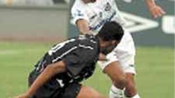 Robinho no tuvo problemas.