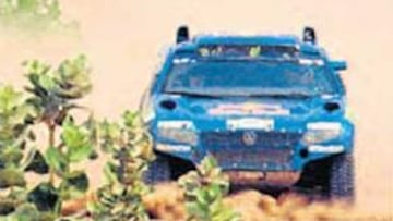 <b>RAPIDÍSIMO.</b> Carlos Sainz sigue sin rivales en estas etapas finales.