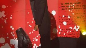 <b>TOMMIE, EN MADRID. </b>Smith alzó el puño en la fiesta de AS, en 2008.